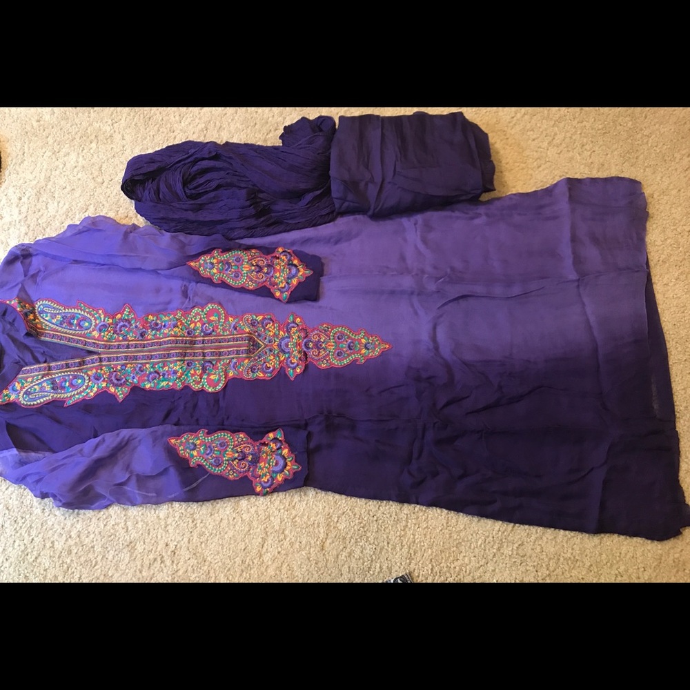 3 Piece Chiffon Suit with embroidery patches